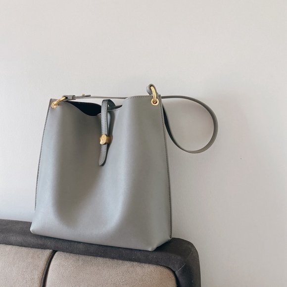 Versatile INS fashionable hand held slant bag for women Versatile INS fashionable hand held slant bag for women main image 3